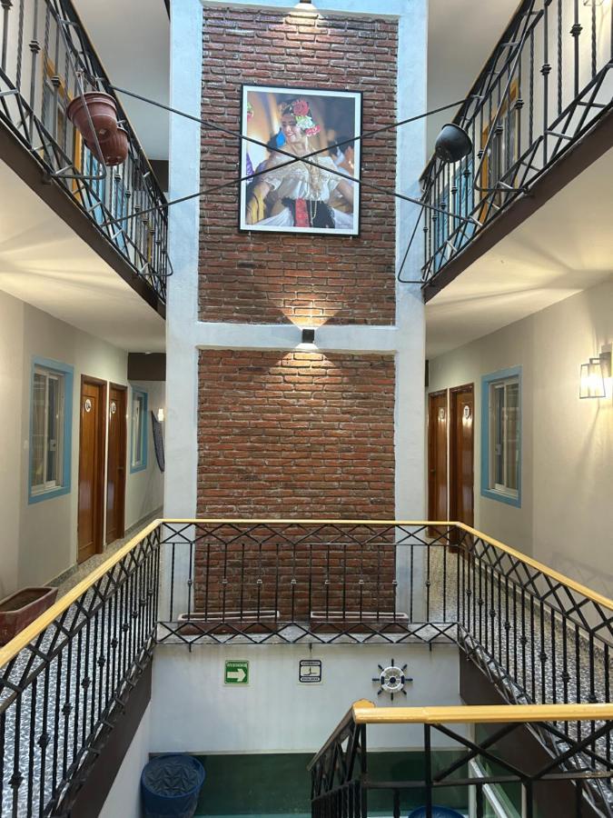 Hotel Jar8 Bule