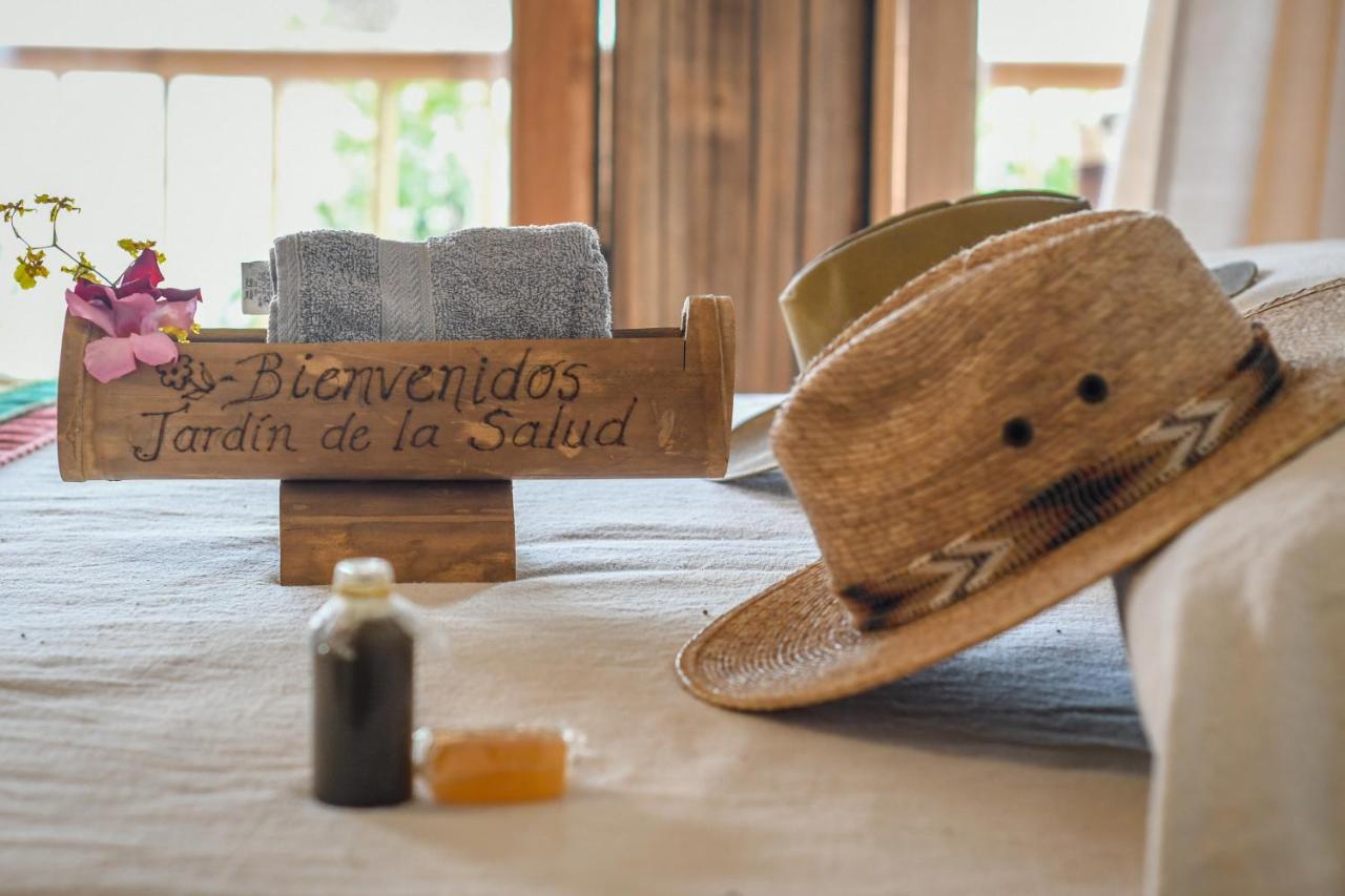 El Jardin De La Salud Hotel *