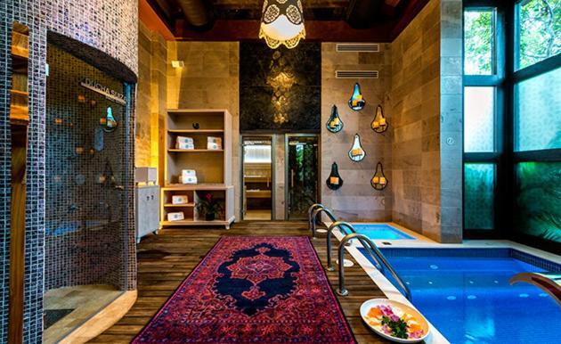 Hotel Grand Bliss