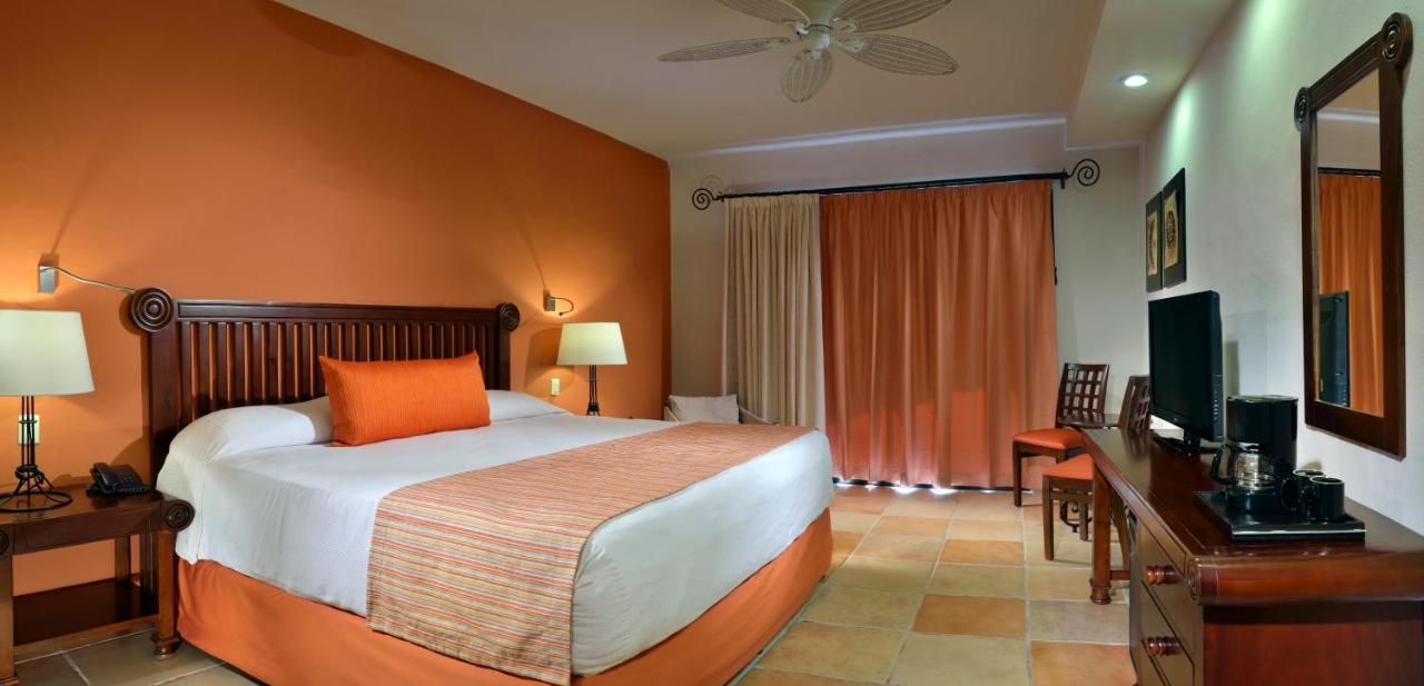 Catalonia Yucatan & Hotel Puerto Aventuras