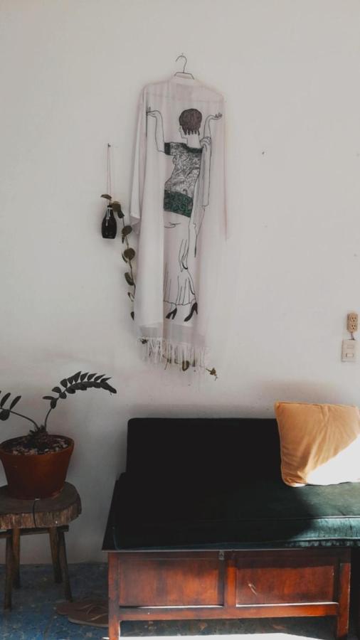 Lulu La Bruja Yoga Hotel