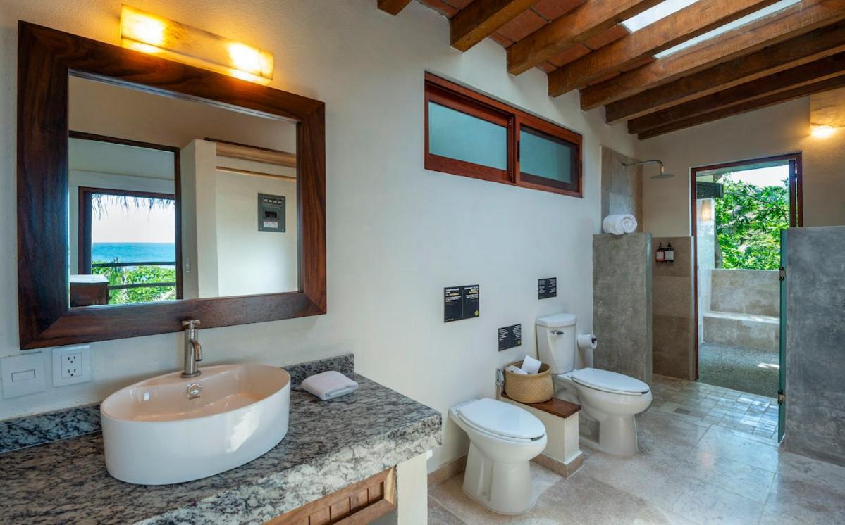 Punta Monterrey Hotel