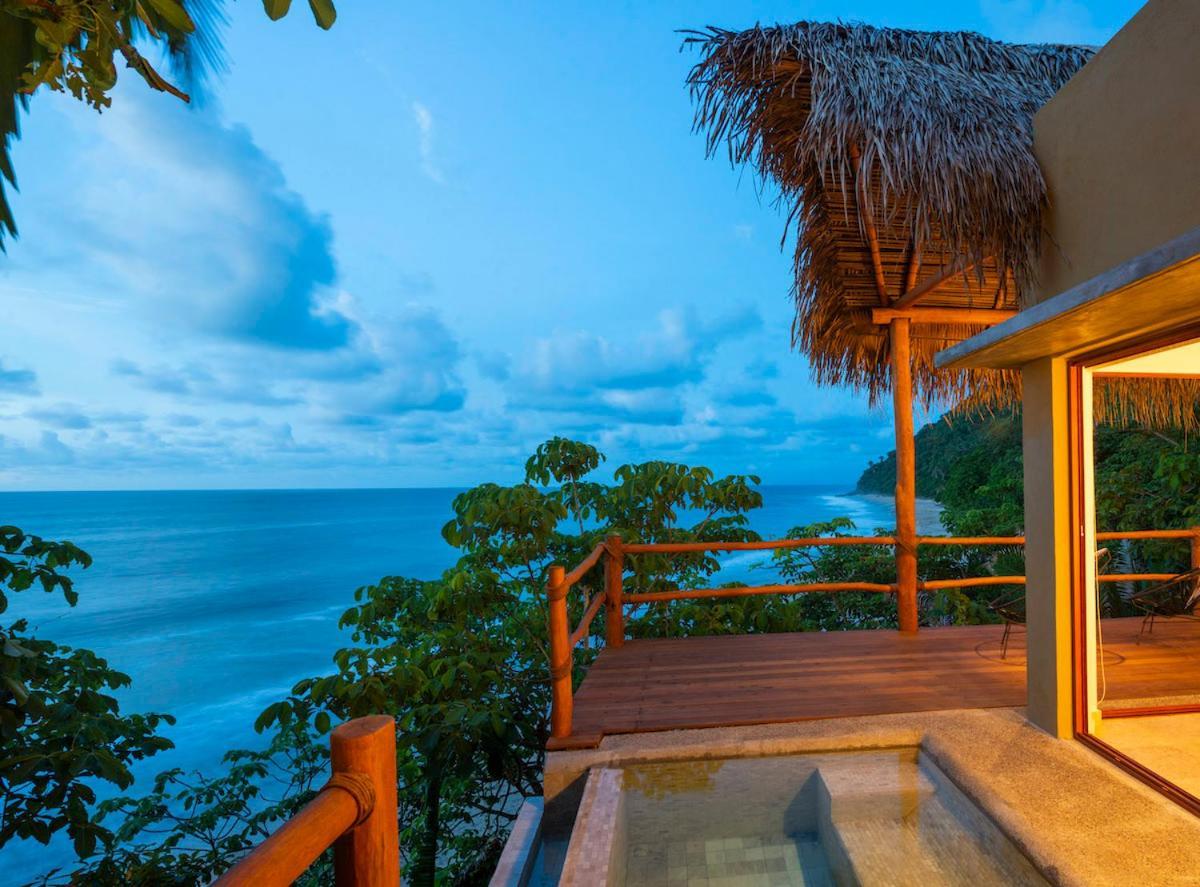 Punta Monterrey Hotel 4*