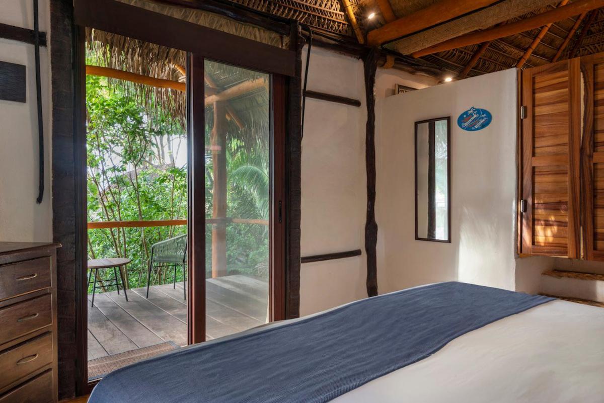Hotel Punta Monterrey