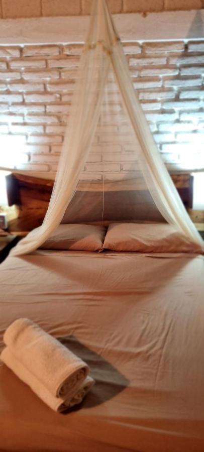 Salmastro Hotel