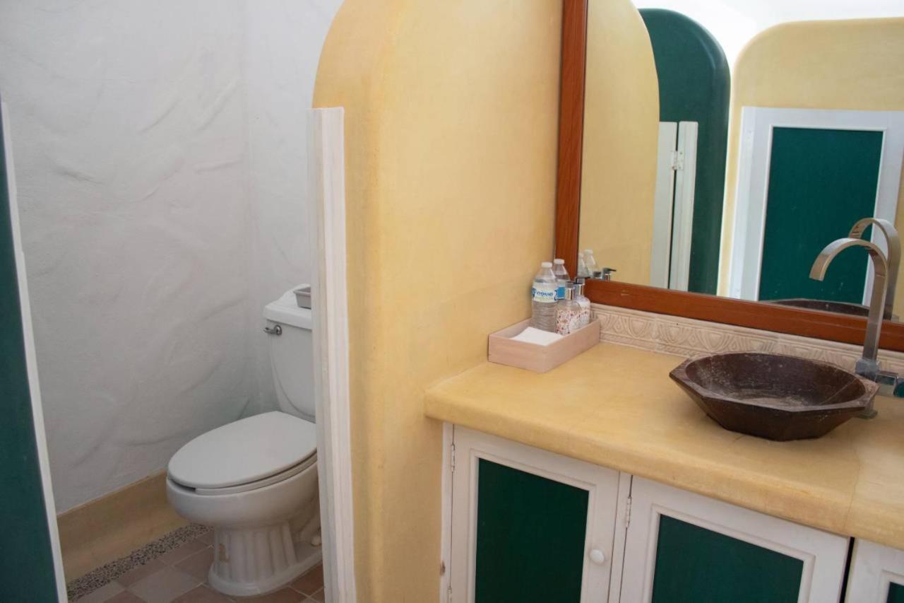 Casa Faro Bed & Breakfast *