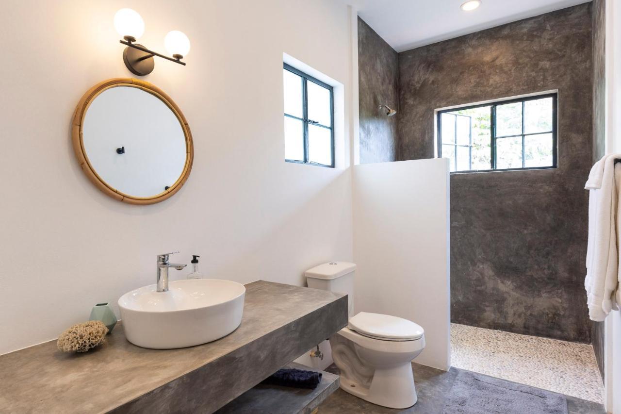 Apartment Huge Suite!! King Bed, Air Conditioning, Pool, Fast Wifi - Sol At Casa Calavera *