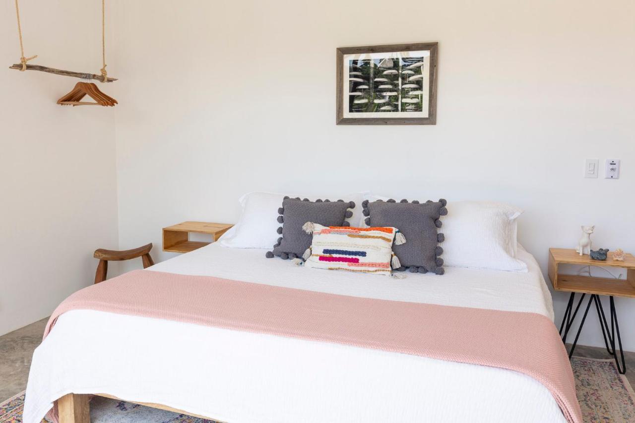King Bed, Air Conditioning, Pool, Fast Wifi - Luna At Casa Calavera Apartment *