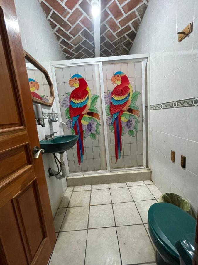 Hotel Siete Nogales Con Bano Compartido