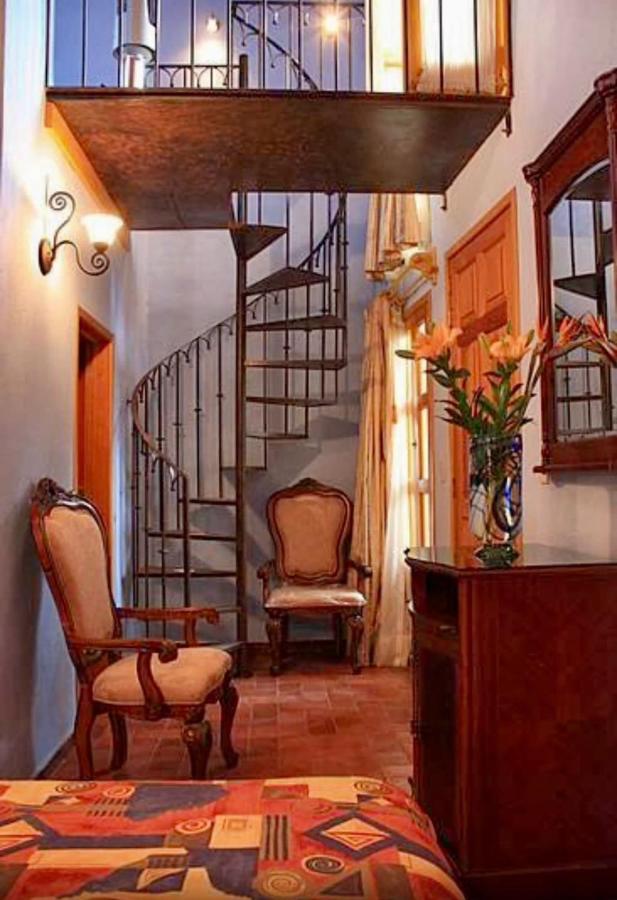 Hotel Antigua Casa De Piedra 5*