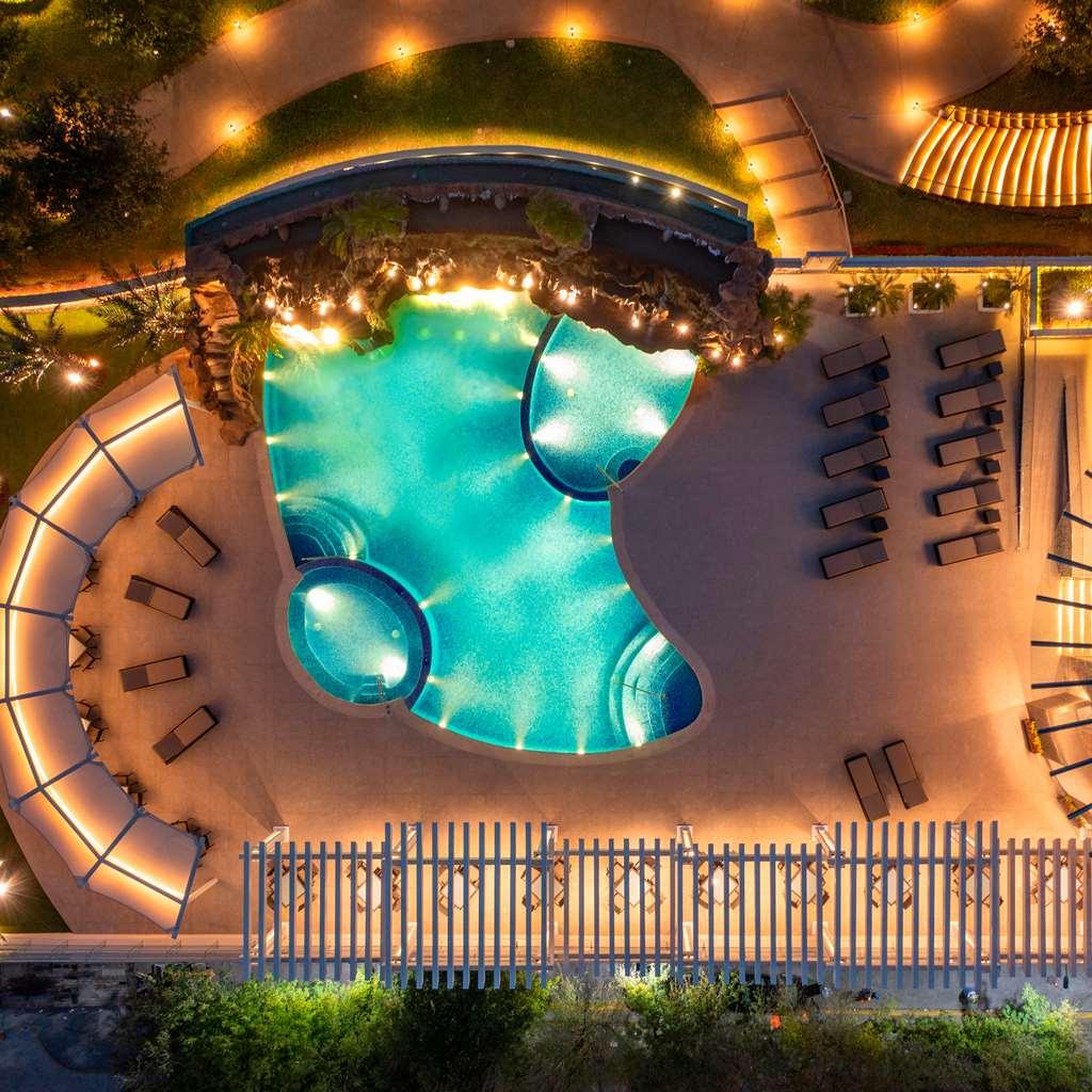 Safi Royal Luxury Metropolitan