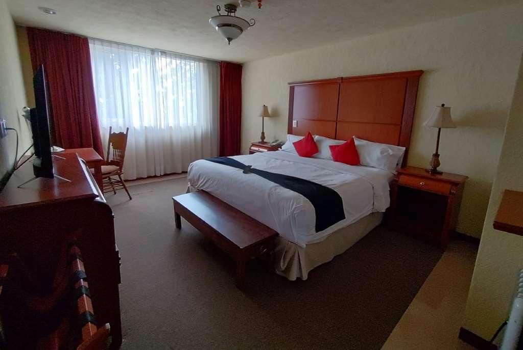 Hotel Howard Johnson By Wyndham Toluca