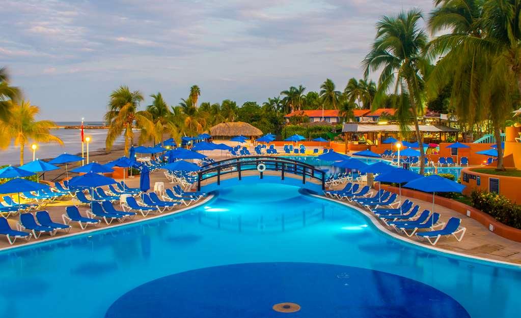 Azul Ixtapa 5*