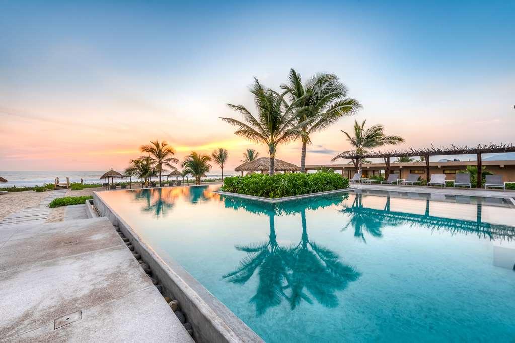 Hotel Marea Beachfront Zihuatanejo