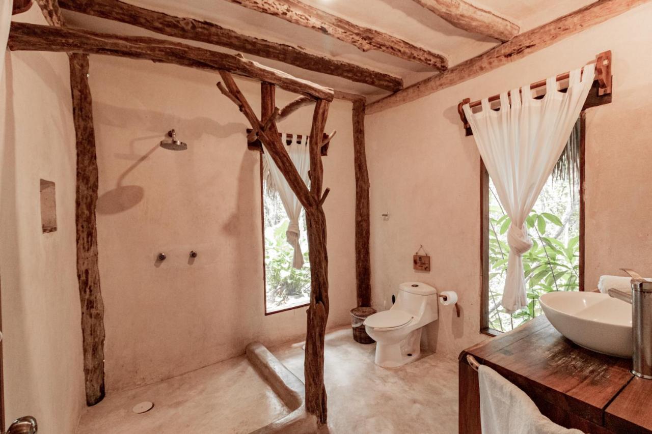 Aldea Colibri Lodge Macario Gomez