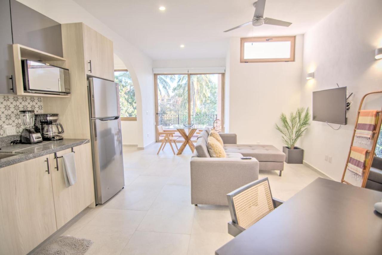 Estadios - Only 3 Blocks To Apartment Bucerias