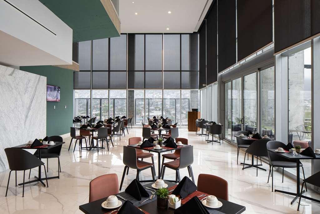 Hotel Galeria Plaza
