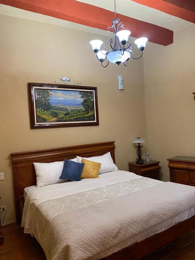 Antigua Casa De Piedra San Miguel de Allende