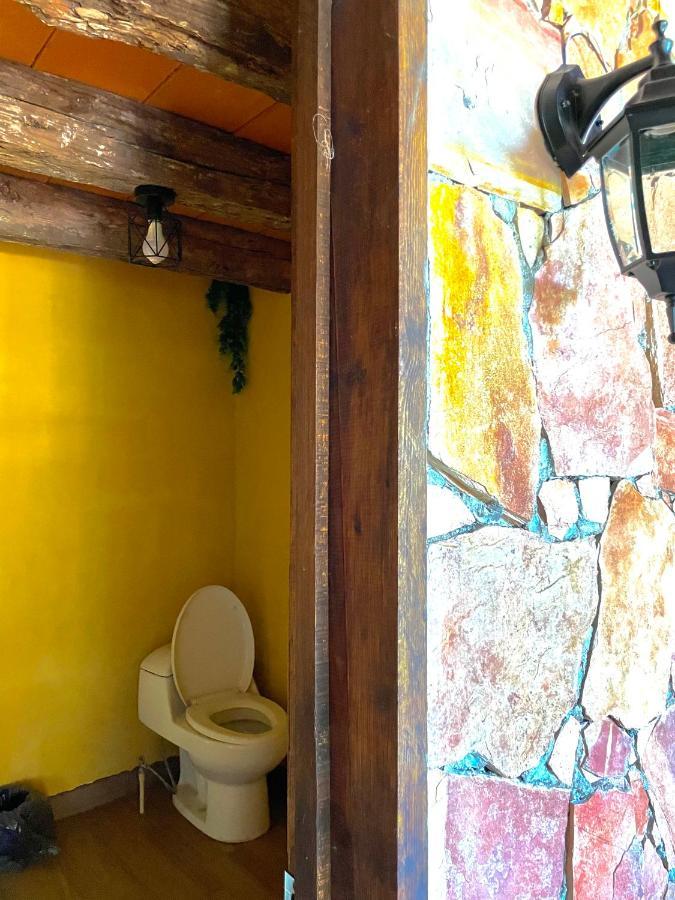 Siete Nogales Con Bano Compartido *