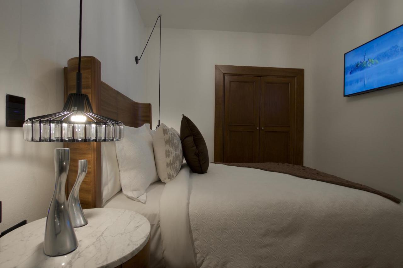 Nueve 25 Boutique 5*