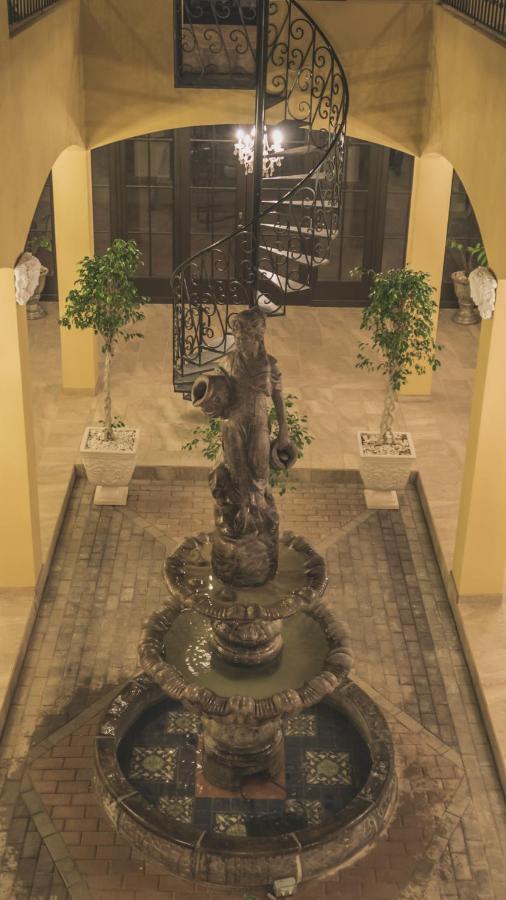 Palazzo Del Valle, Y Desayuno