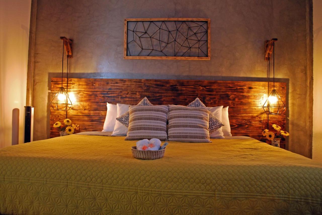 Casa Flora Handmade Hotel *