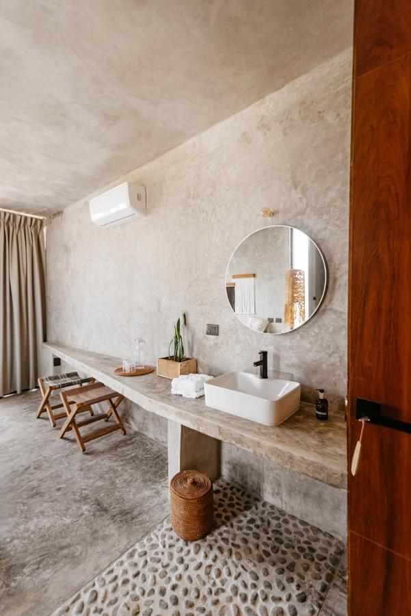 Dos Mares Barefoot Hotel *