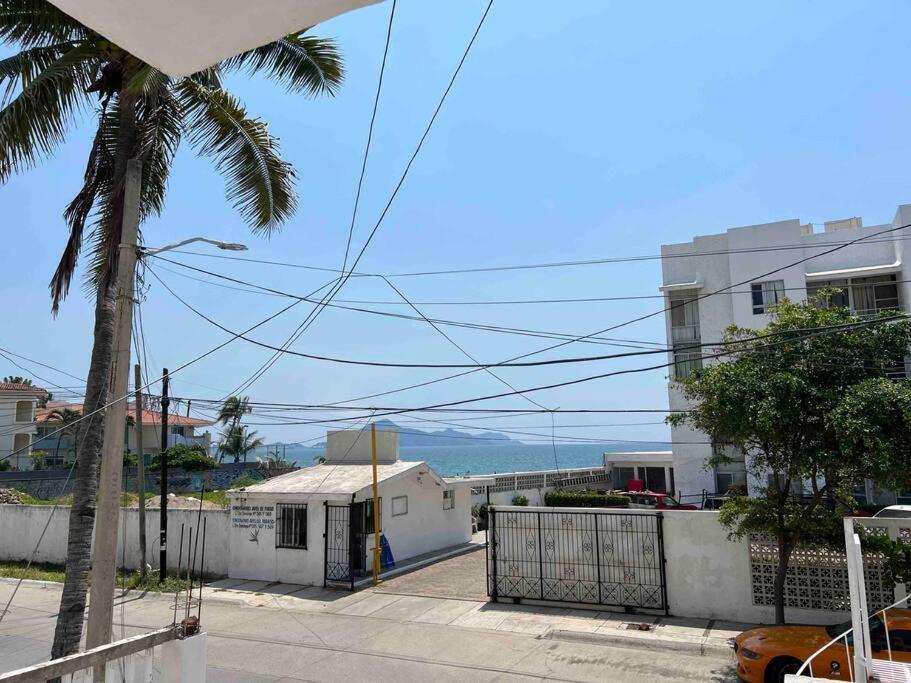 Departamento Todo Cerca Playa Azul * Manzanillo