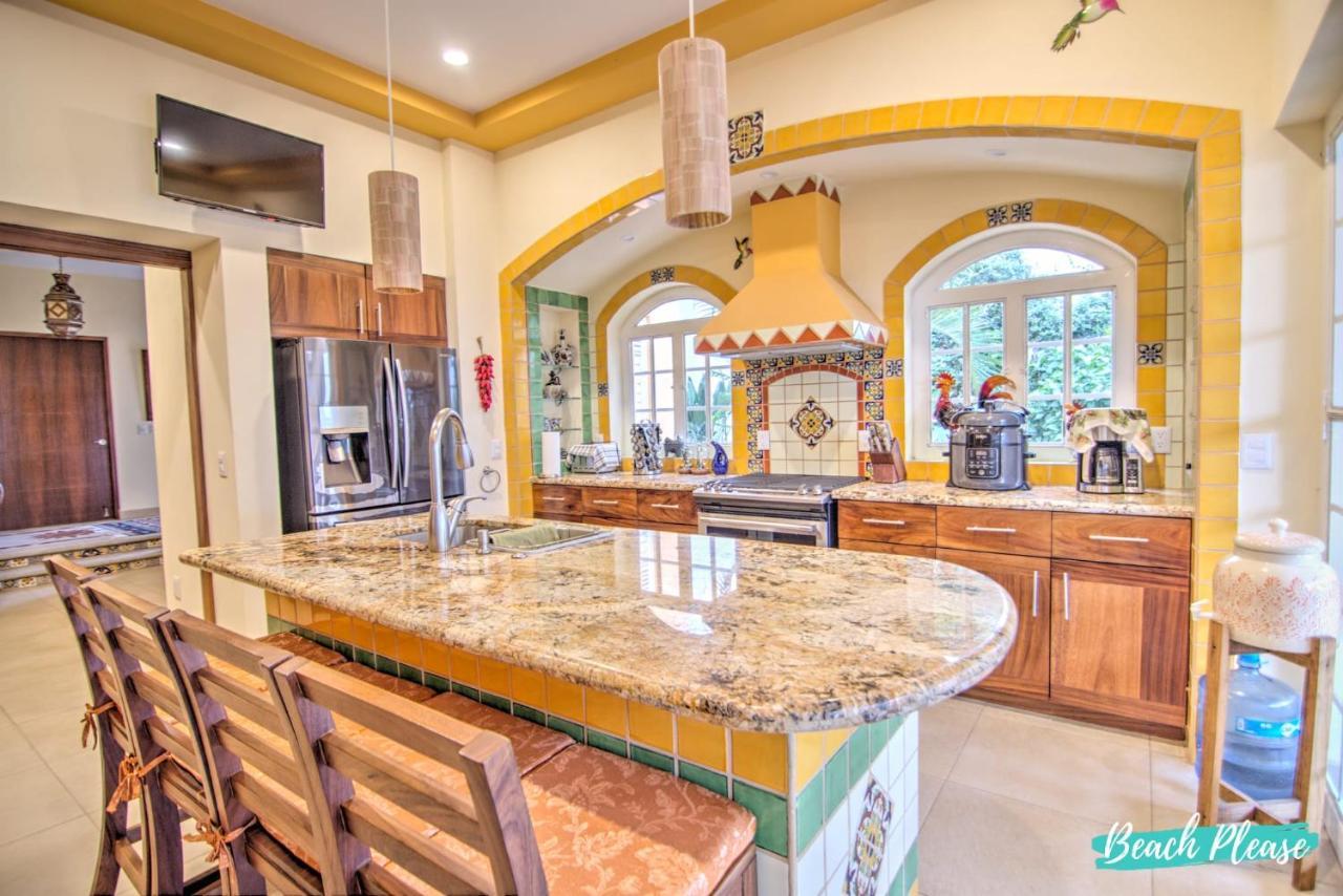 Casa Colibri - Private Beachfront Oasis