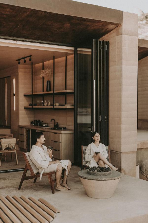 Mira Earth Hotel