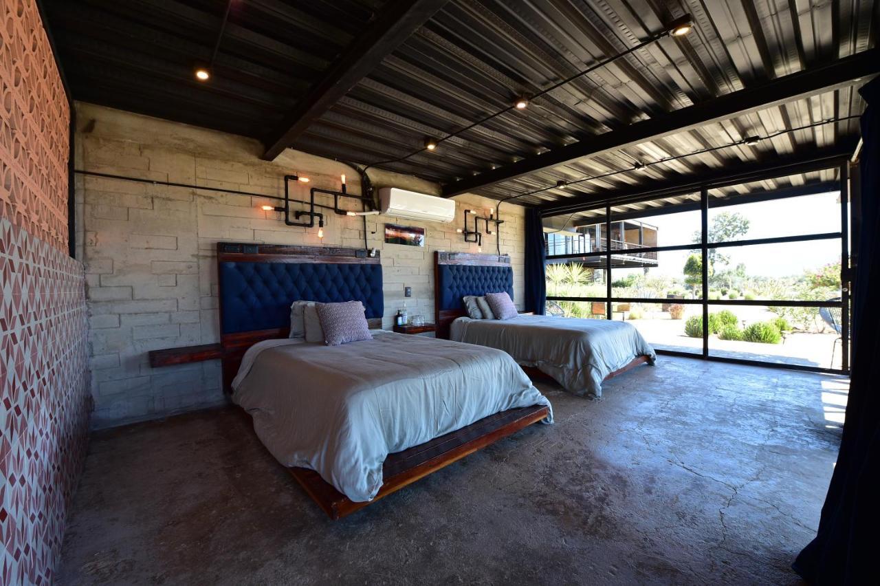 Amantes Hotel 3*