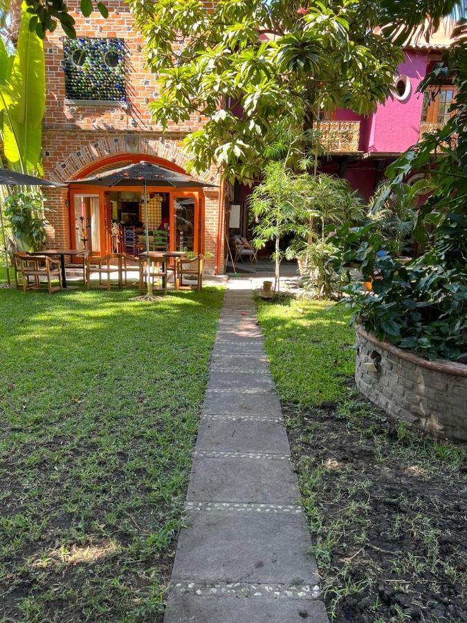 Etnico Local House *