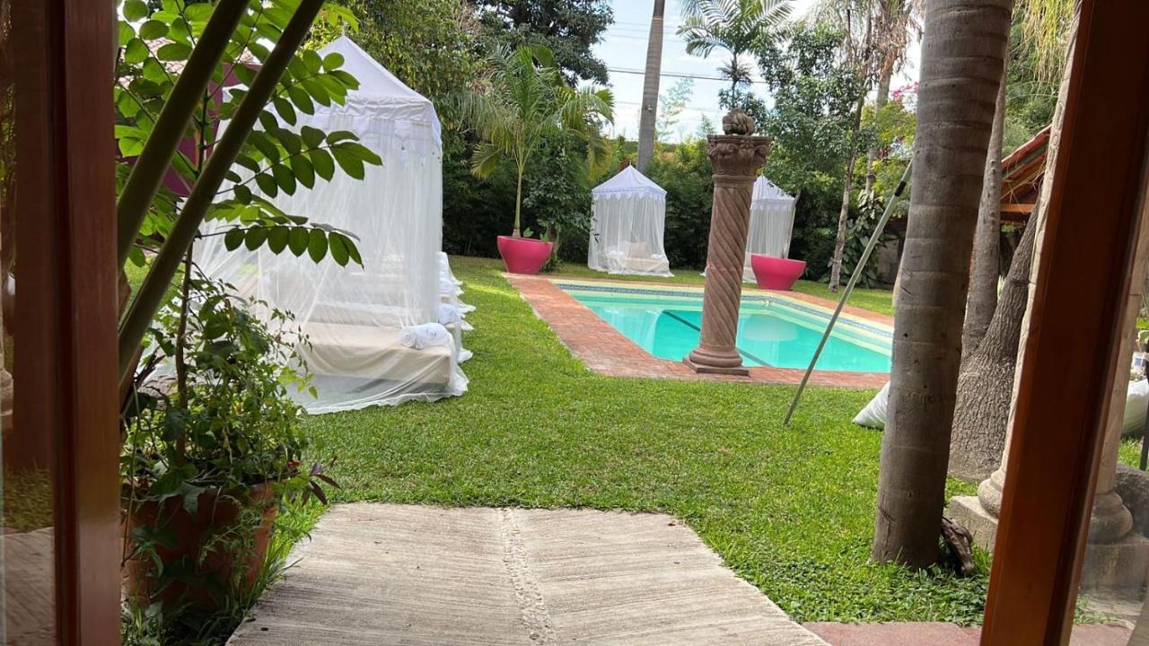 Hotel Etnico Local House