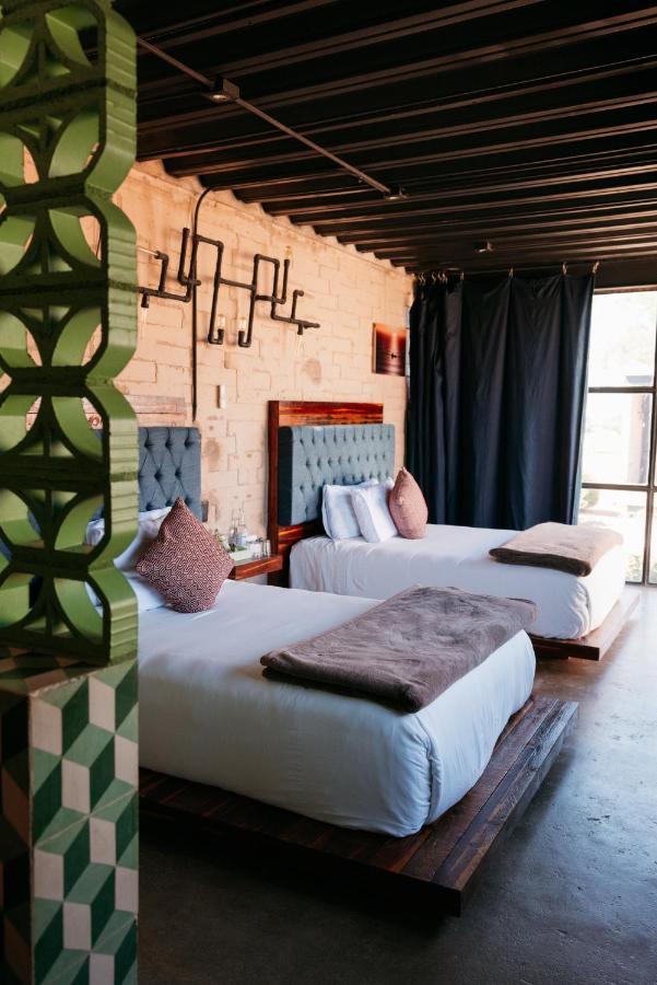 Amantes Hotel 3*