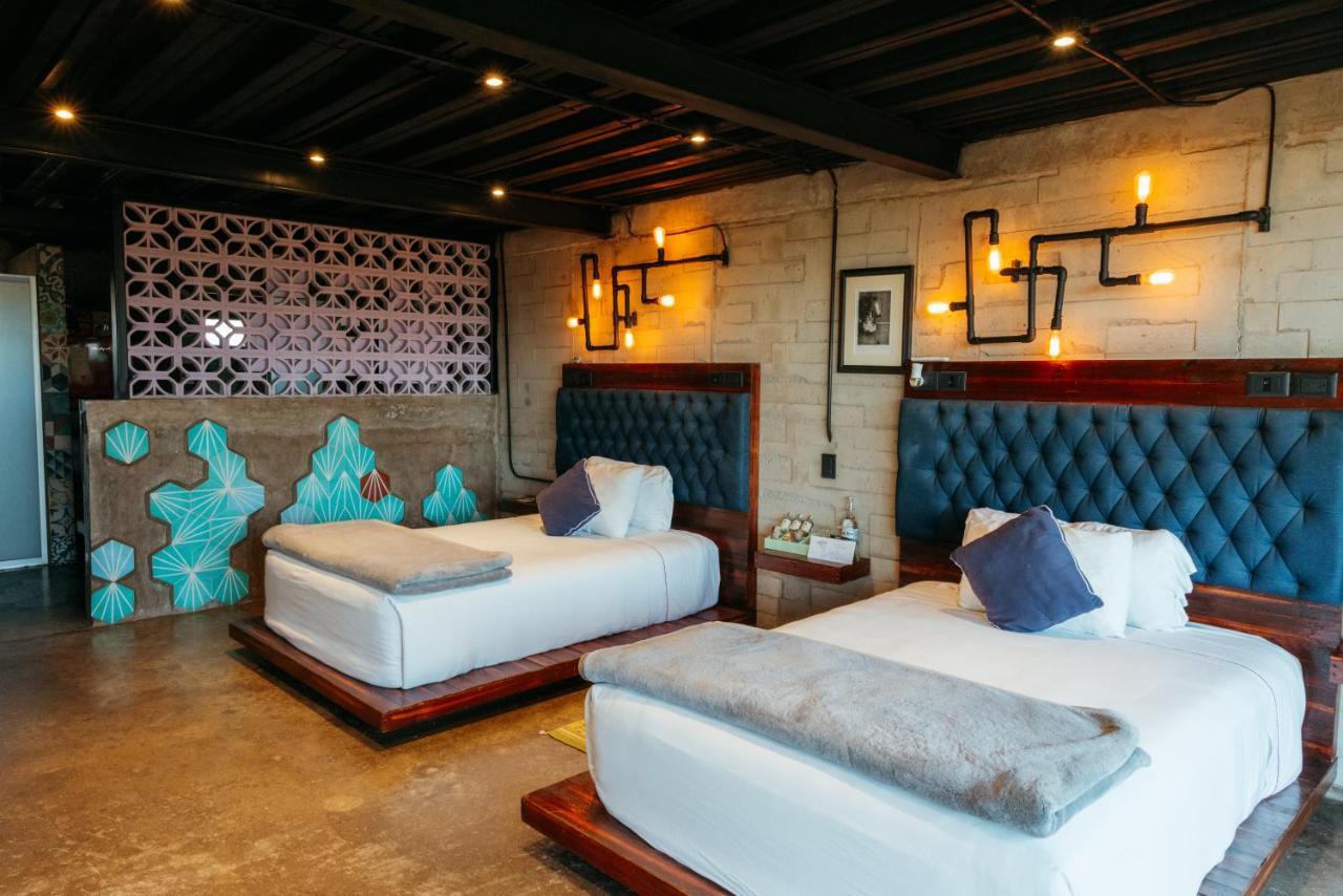 Hotel Amantes 3*