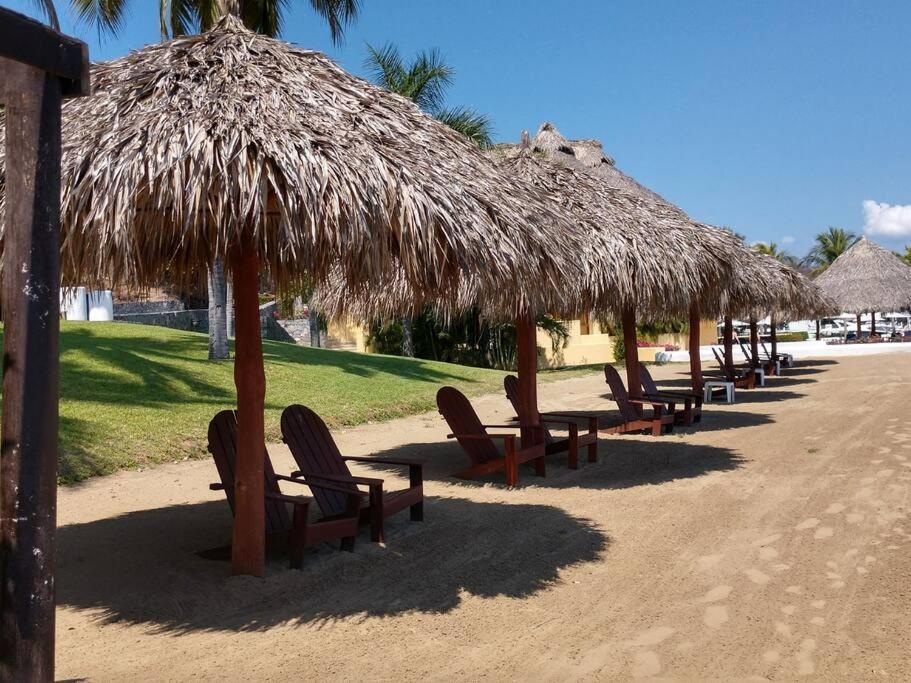 Ixtapa Zihuatanejo Alegria Y Familia Villa