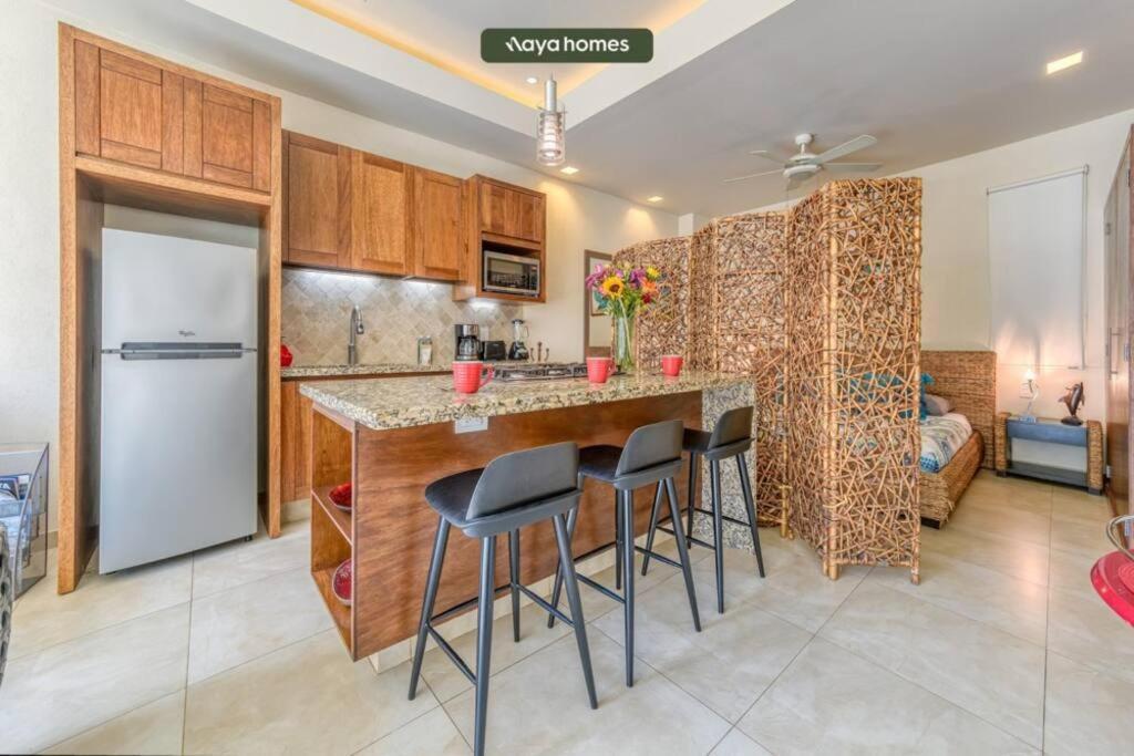 Chic W/rooftop Pool - Ocean View - King Bed *