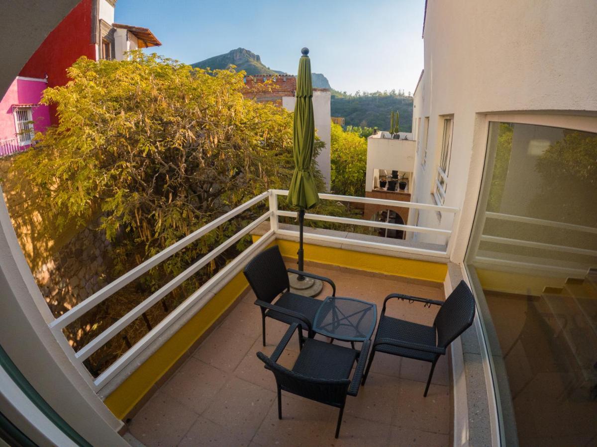 Inn La Canada *