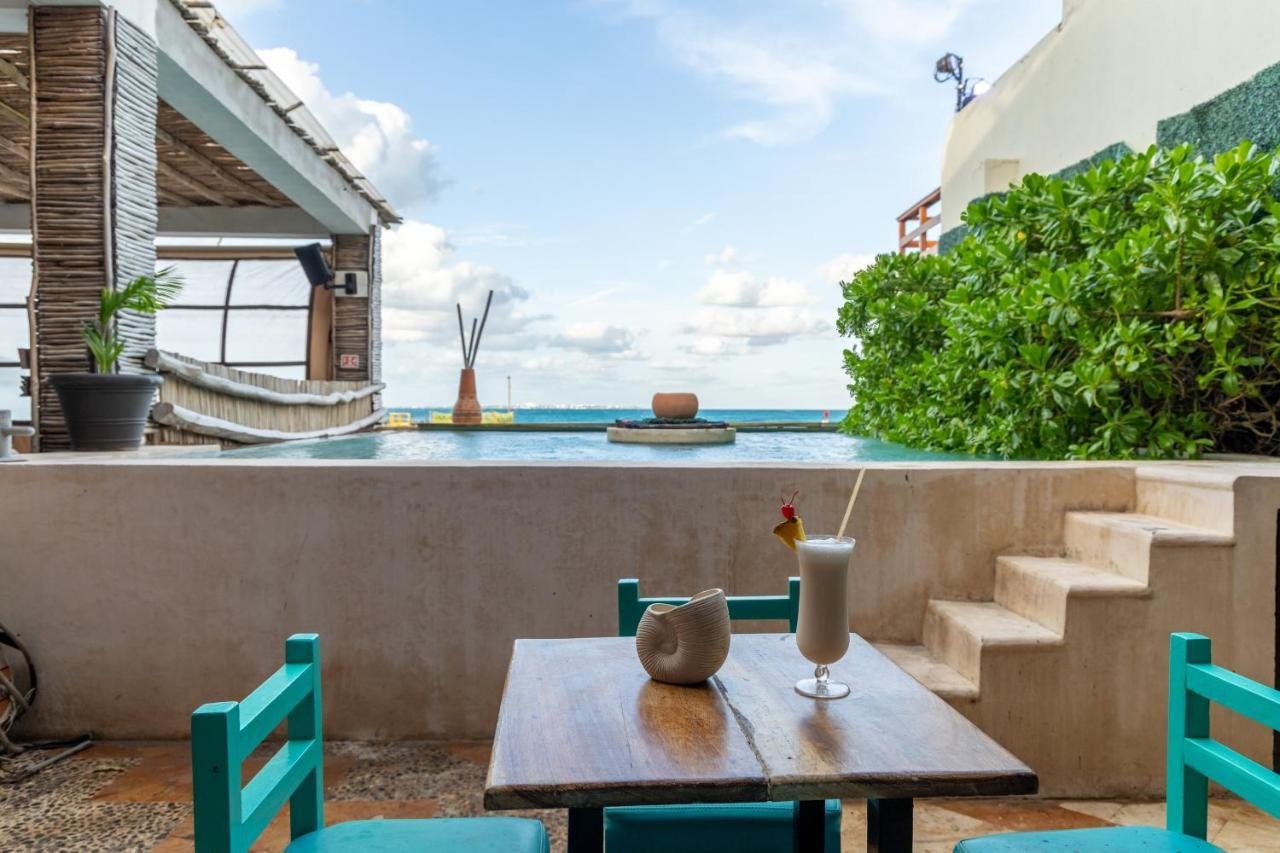 La Palma Beachfront Boutique - Self Check In Hotel Cancun