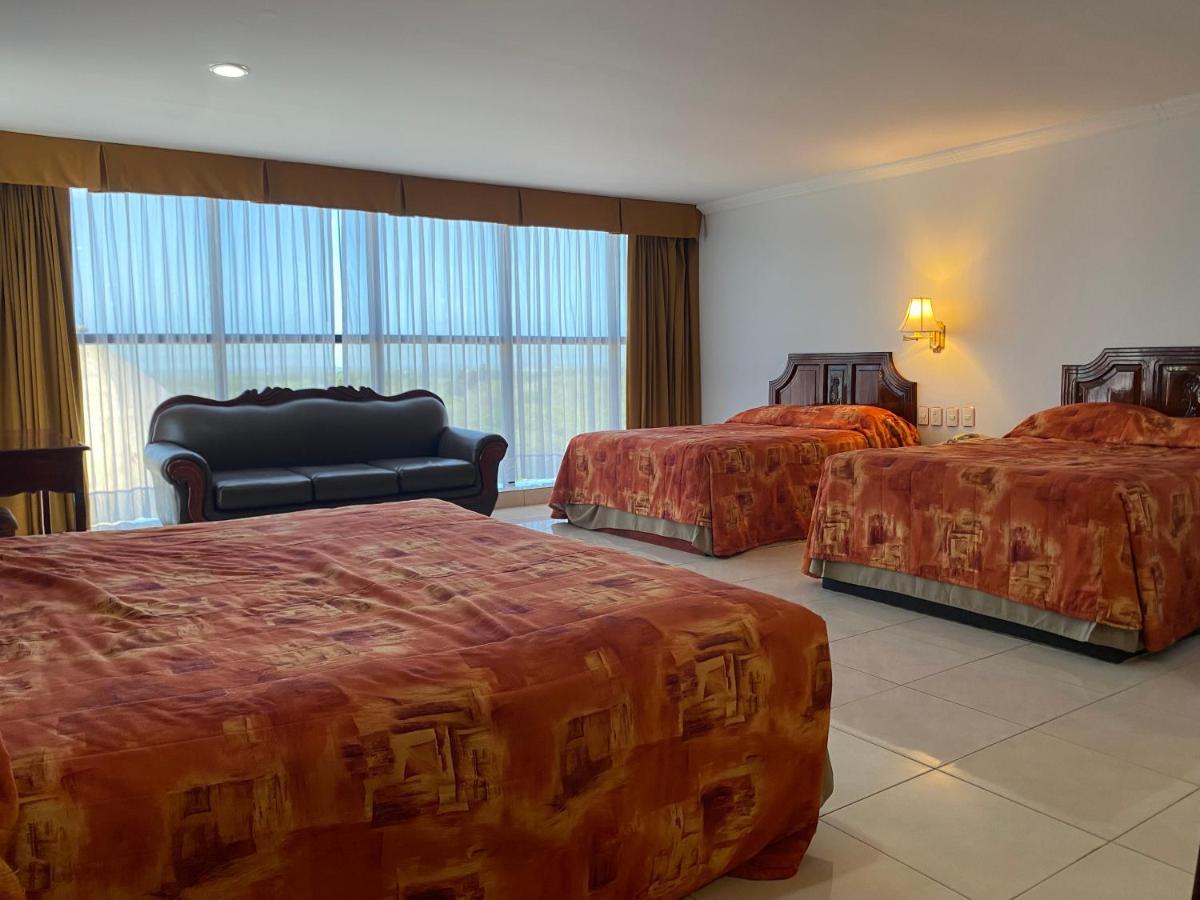 Hotel Grand Royal 3*