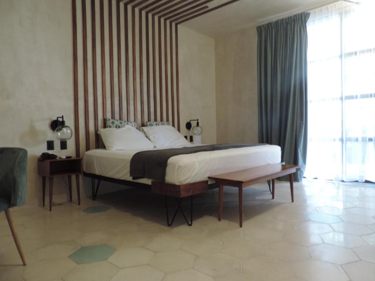 Dorados Conventions & 4*