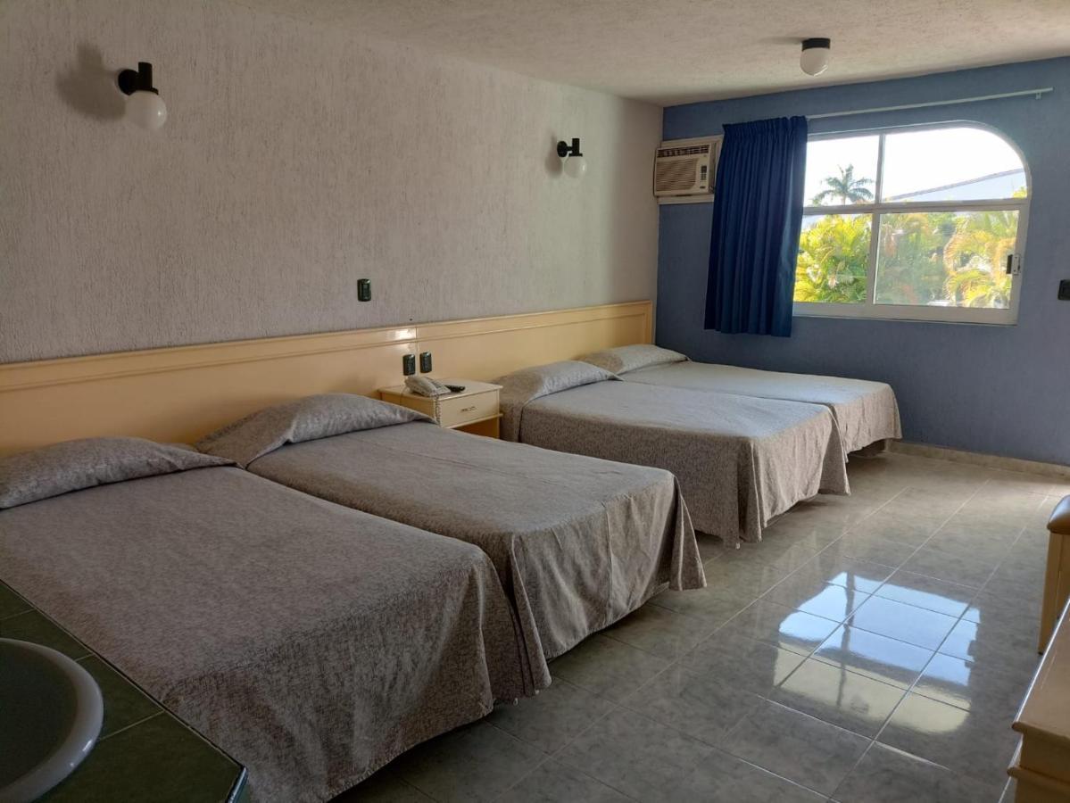 Hotel Dorados Conventions &