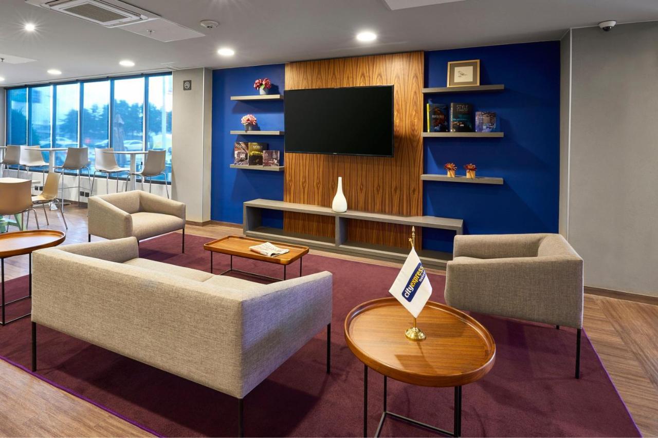 Express By Marriott Hotel