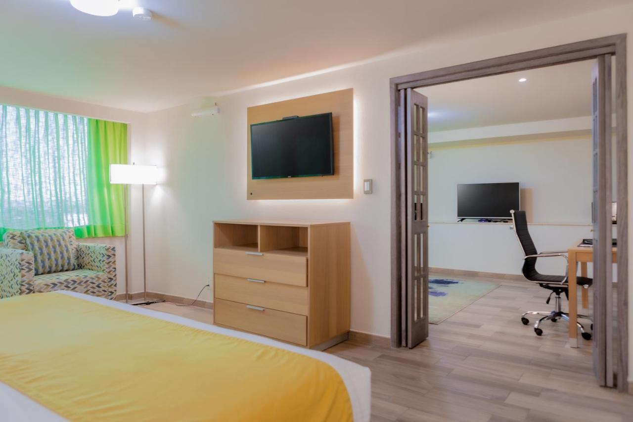 Hotel La Joya 5*