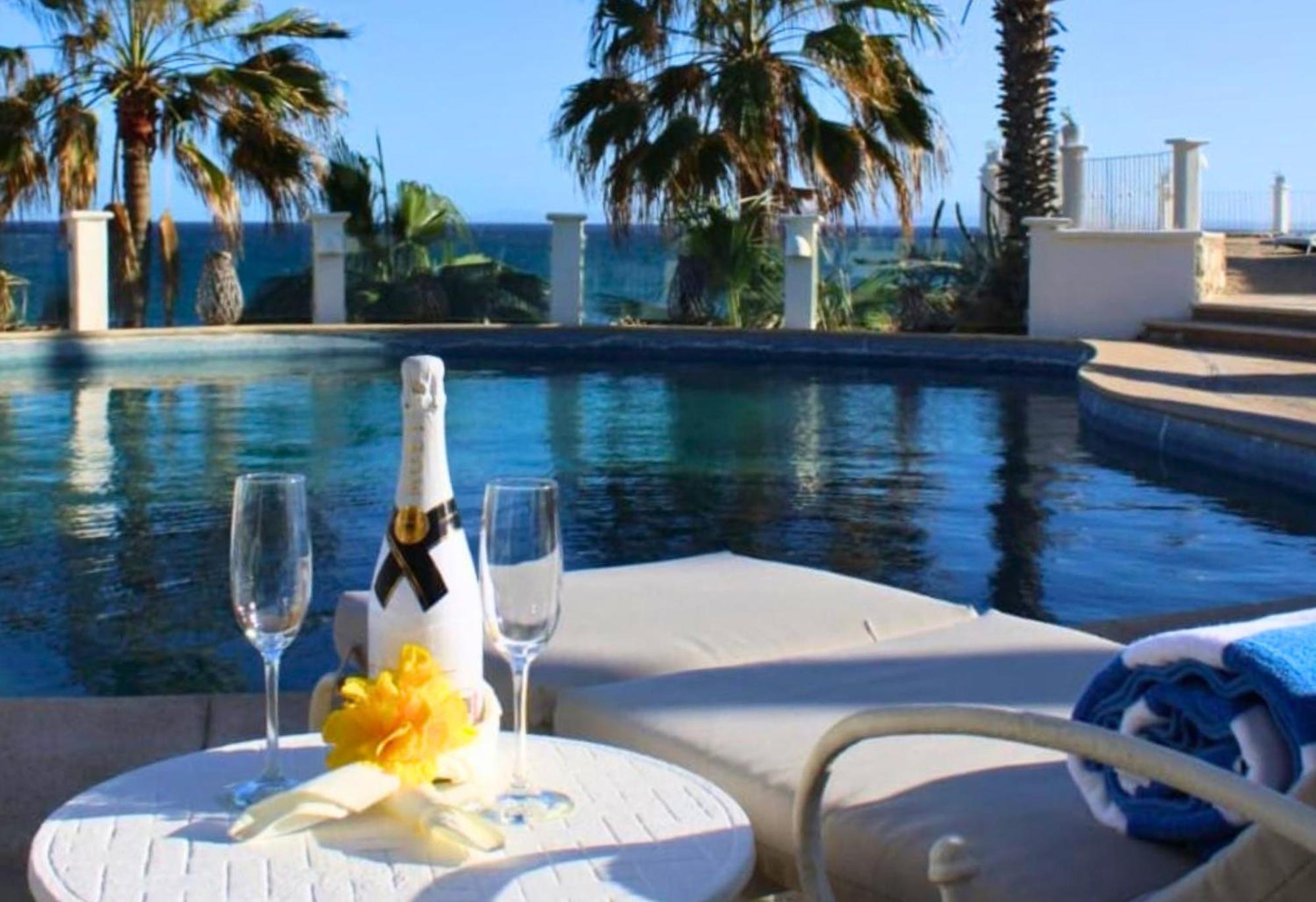 Punta Pescadero Paradise & Resort