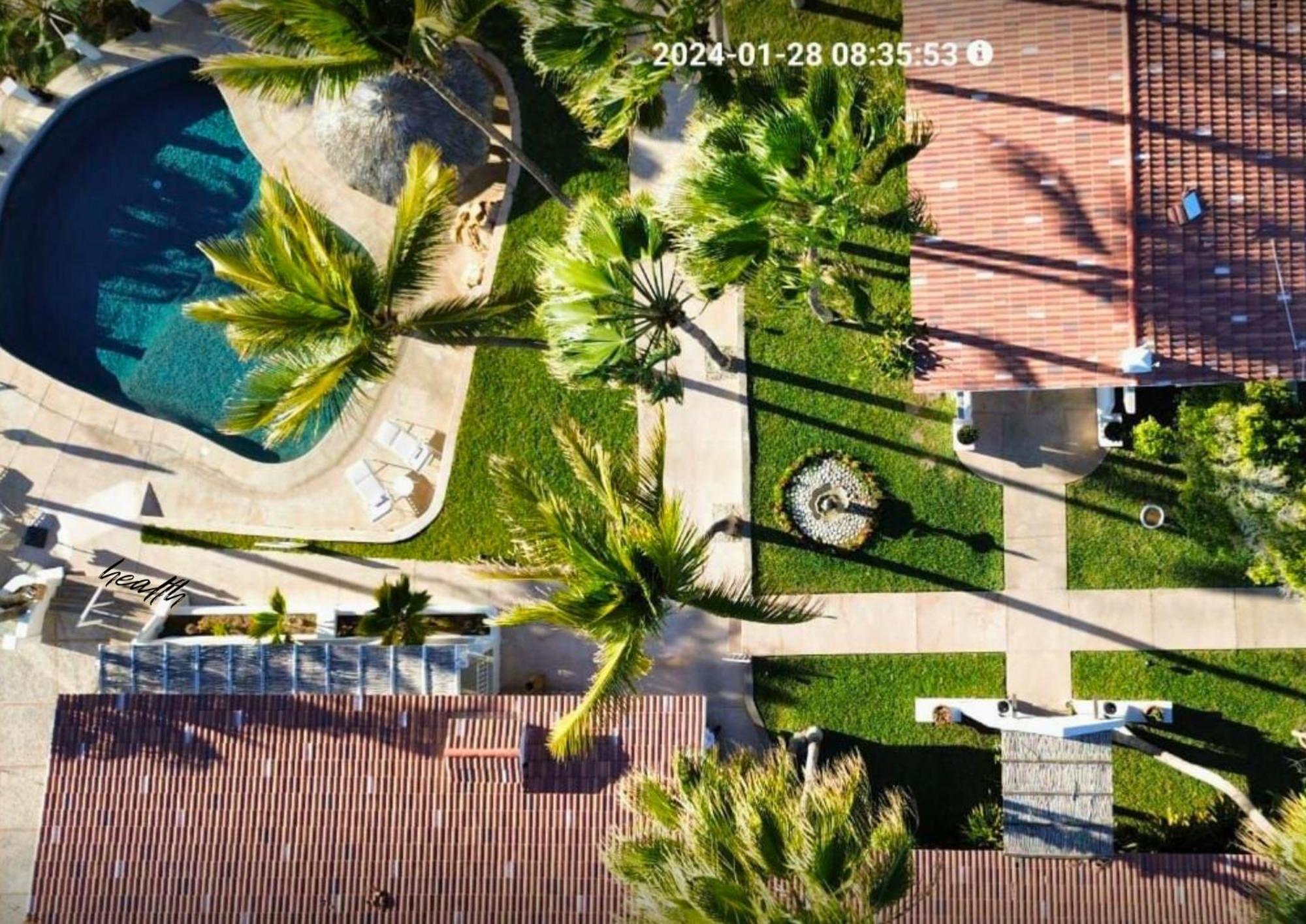 Punta Pescadero Paradise & Resort