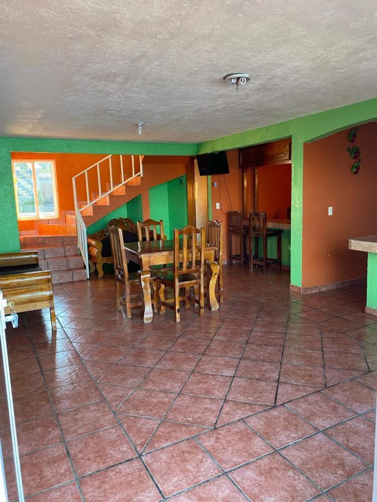 Cabanas Y Habitaciones El Malecon Chalet Zirahuen