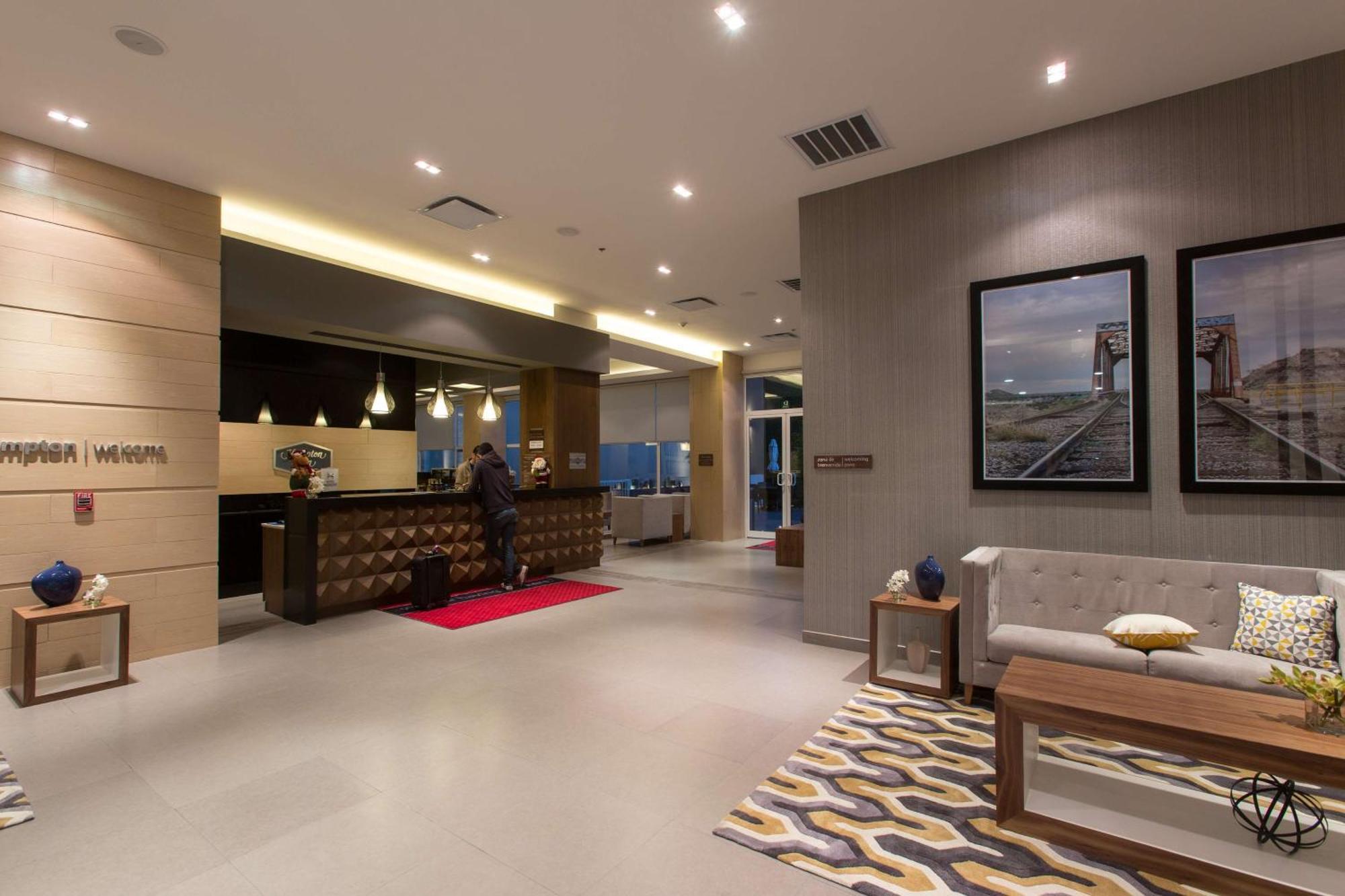 Hotel Hampton By Hilton