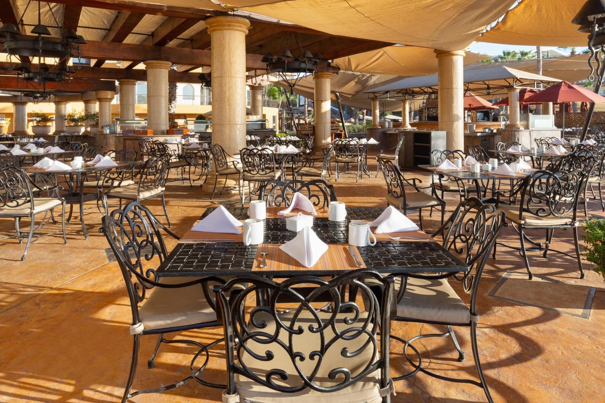 Del Palmar & Resort