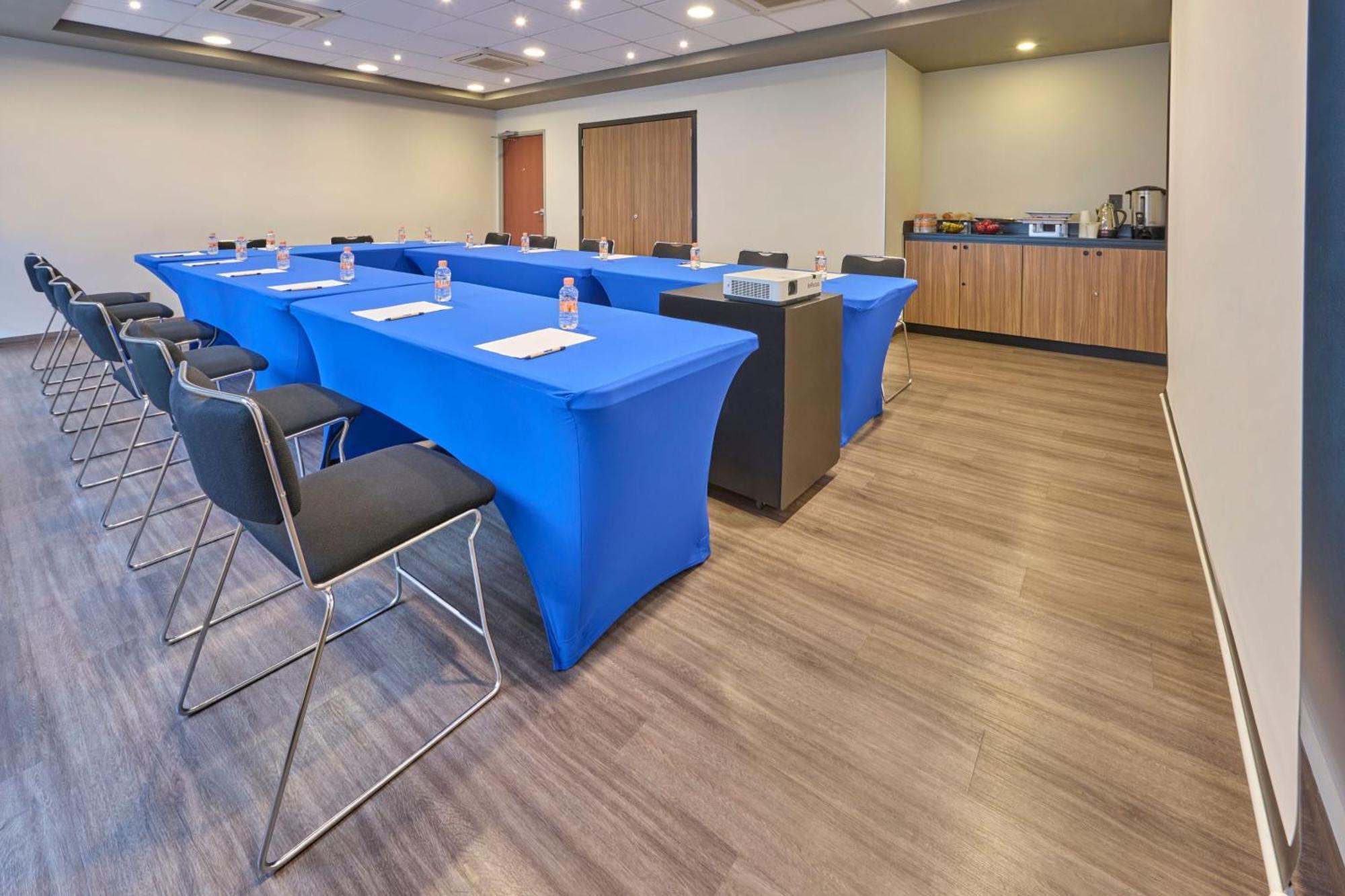 Hotel Express By Marriott Toluca